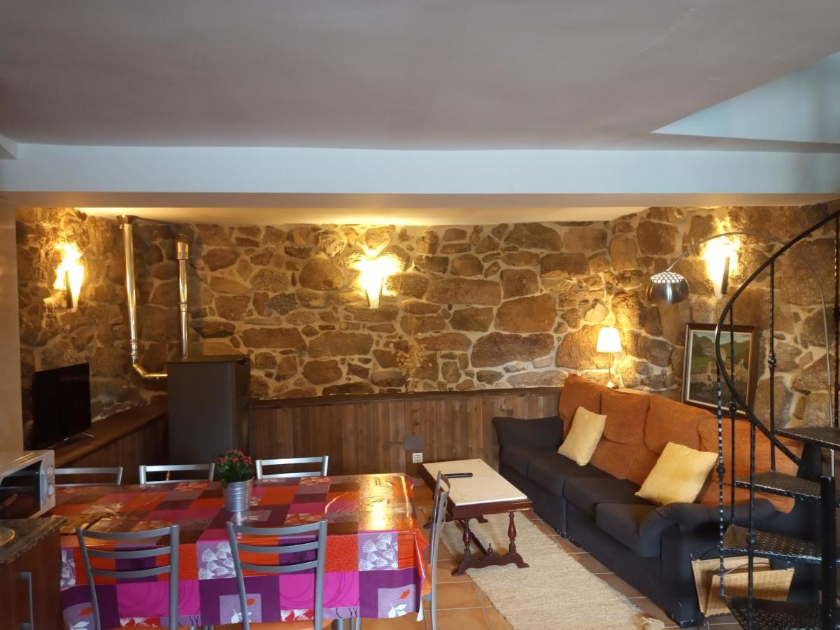 Casa Do Xures Villa Maus de Salas ภายนอก รูปภาพ